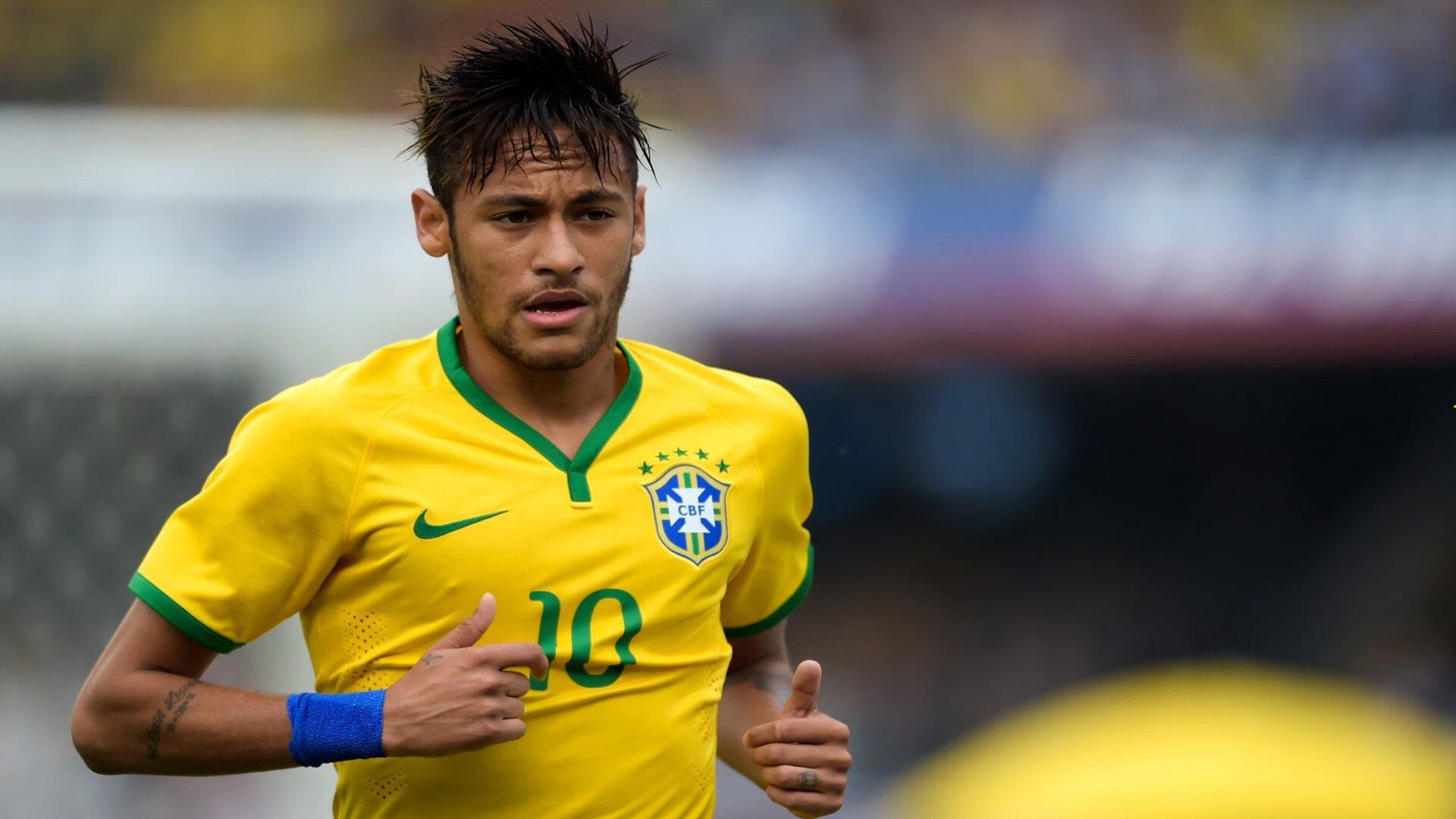 梅西梅开二度助迈阿密国际逆转取胜 球迷沸腾